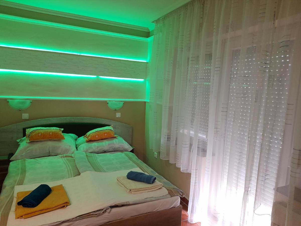 Andrea Apartman Hajduszoboszlo Ngoại thất bức ảnh
