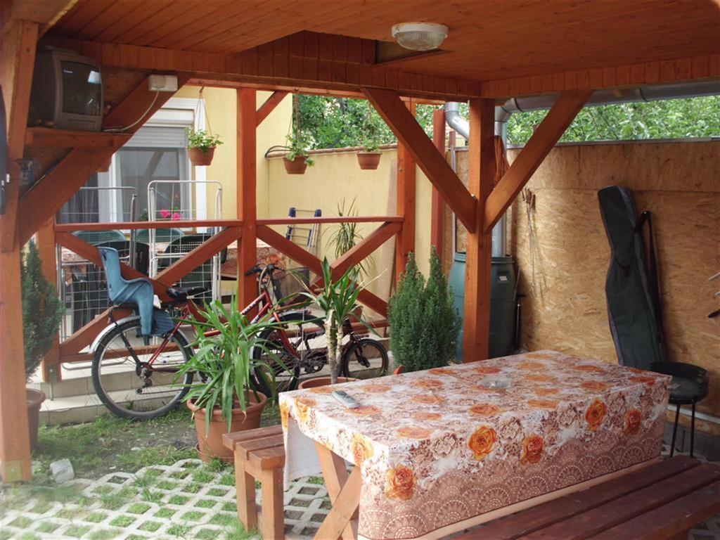 Andrea Apartman Hajduszoboszlo Ngoại thất bức ảnh