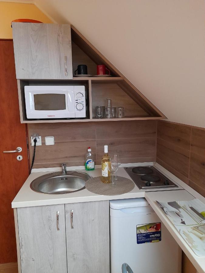 Andrea Apartman Hajduszoboszlo Ngoại thất bức ảnh