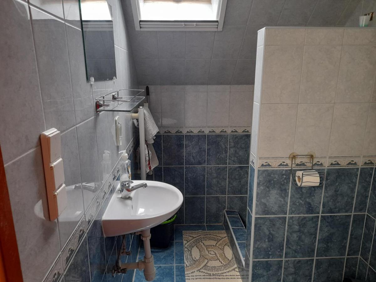 Andrea Apartman Hajduszoboszlo Ngoại thất bức ảnh