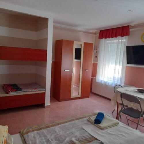 Andrea Apartman Hajduszoboszlo Ngoại thất bức ảnh